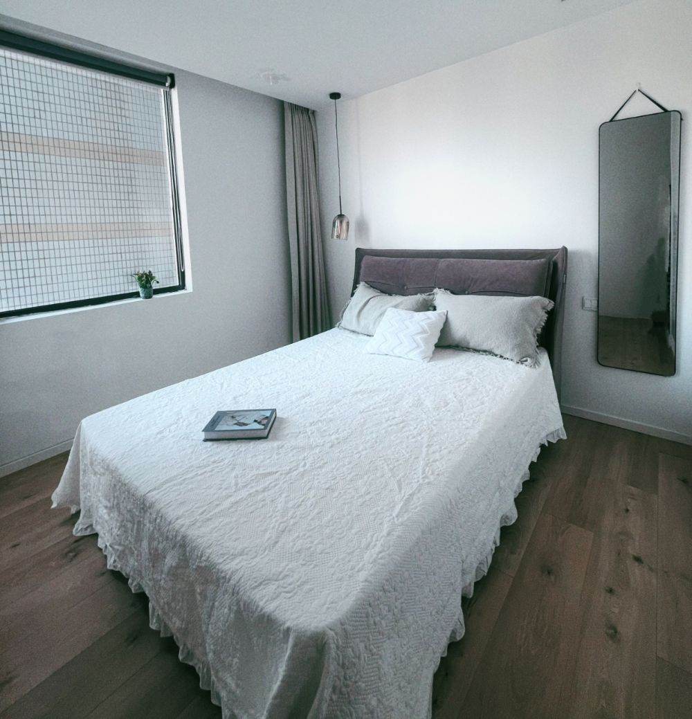 Housing image — Bedroom