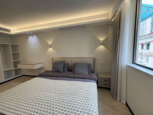 Housing image — Bedroom