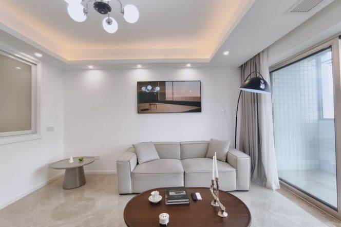 High-Floor 2BR Apartment near Shanghai Indoor Stadium Metro (L1/L4)