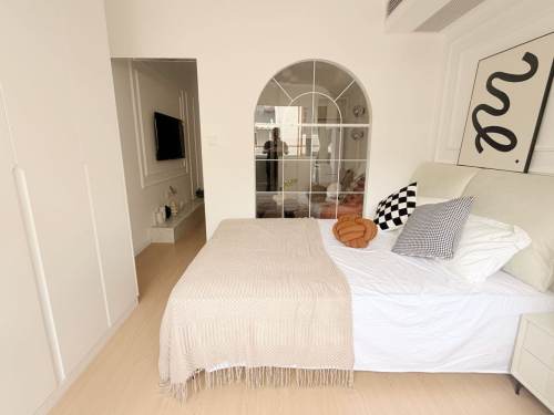 Housing image — Bedroom