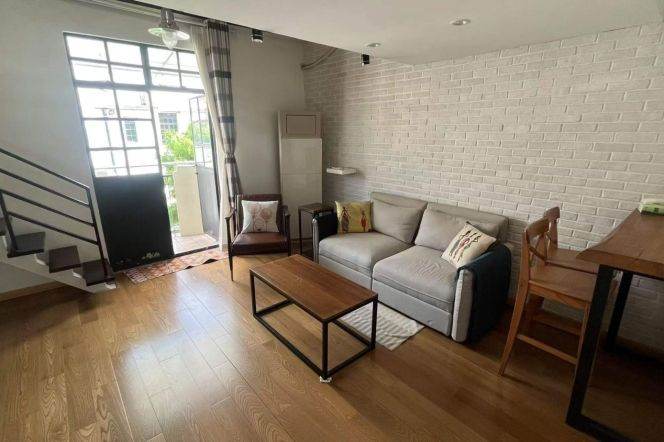 1BR Heritage Apartment in Old Xuhui with Terrace (L1/L7)