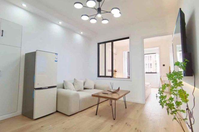 1BR Apartment near Zhongshan Park