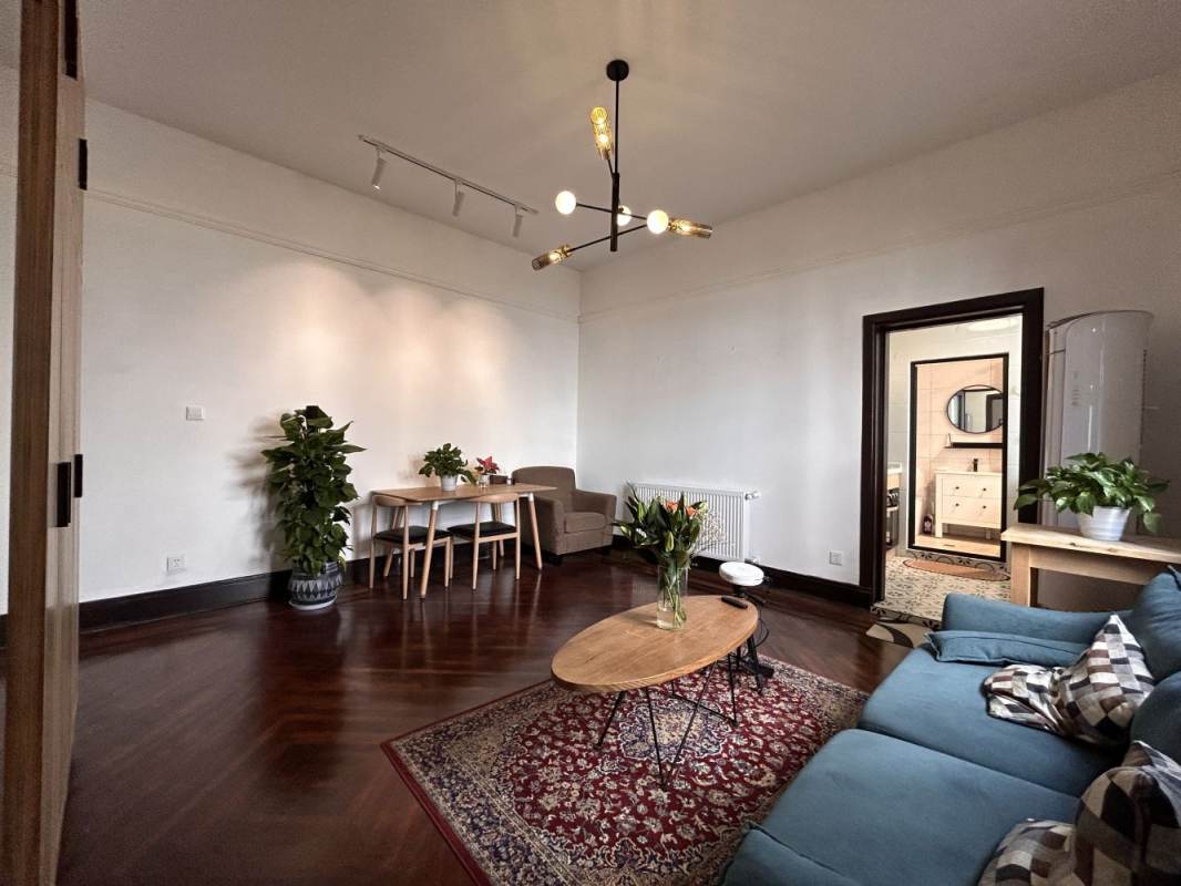 Housing image — Living Room