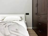 Housing image — Bedroom