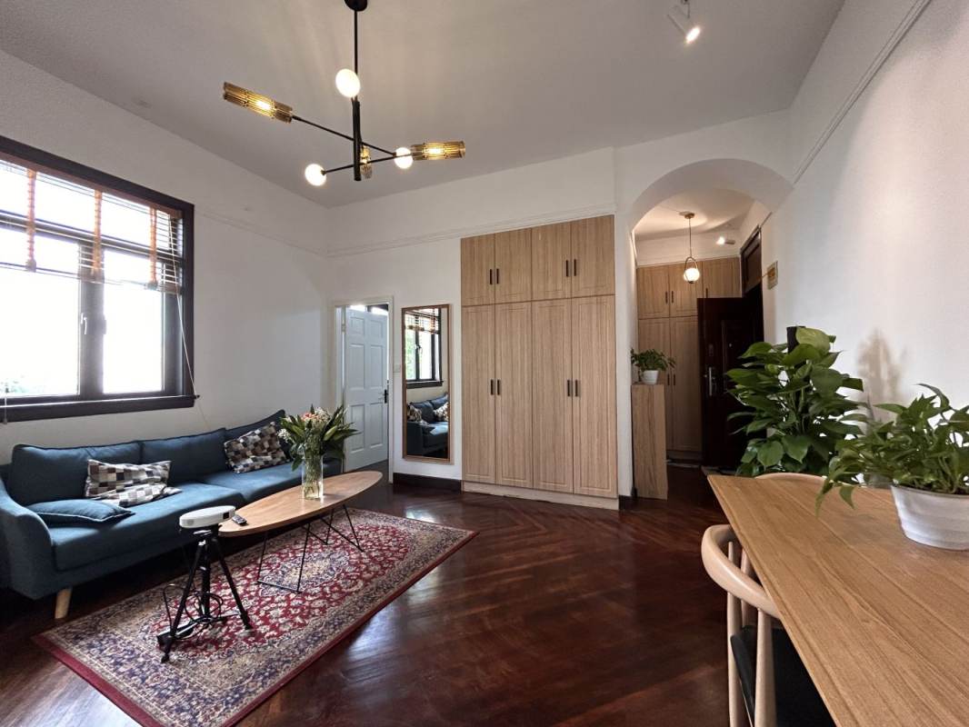 Housing image — Living Room