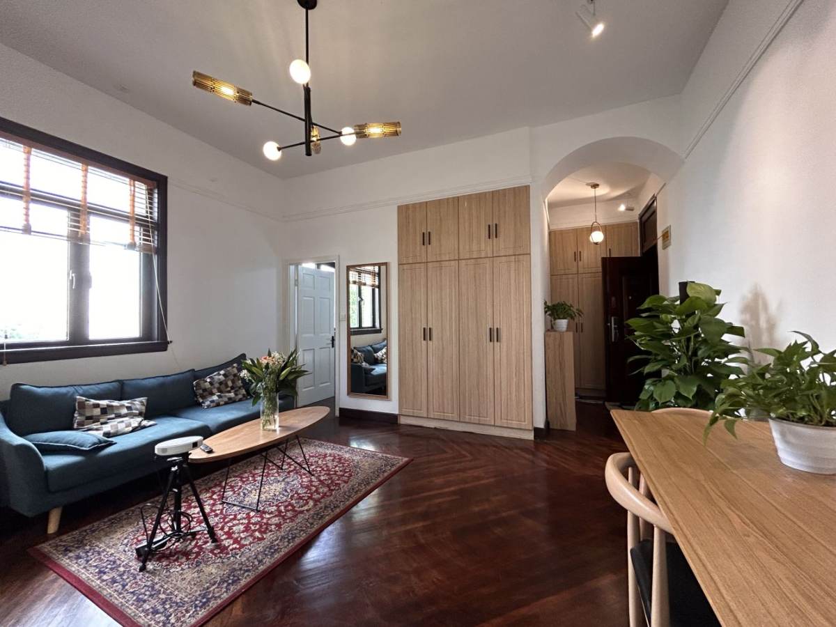 Housing image — Living Room