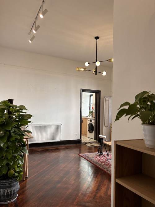 Housing image — Living Room