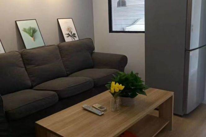 1BR Apartment near Jiaotong University Metro (L10/L11)