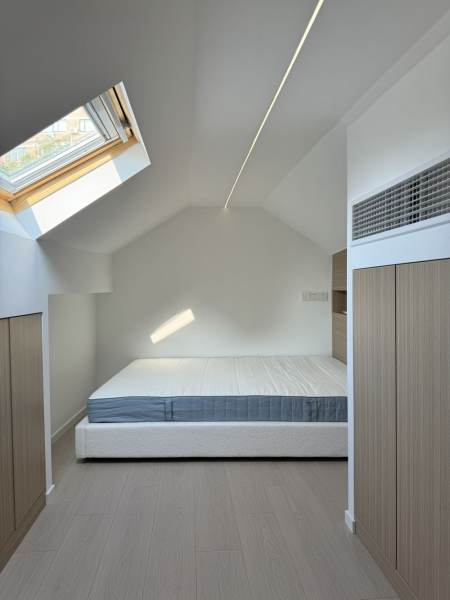 Housing image — Bedroom