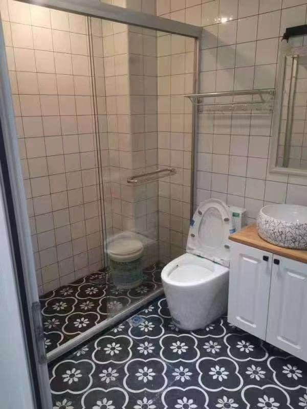 Housing image — Bathroom