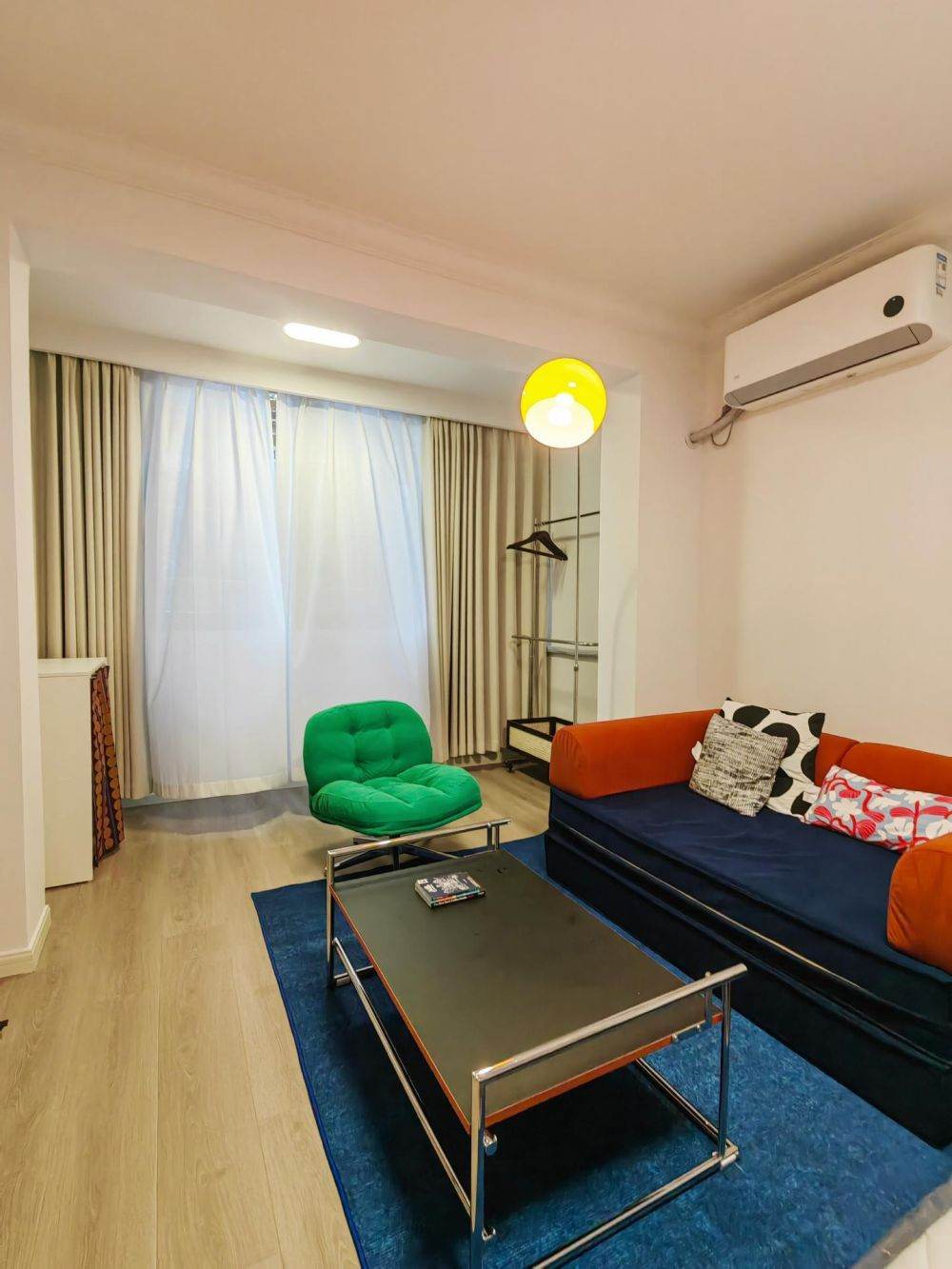 Housing image — Living Room