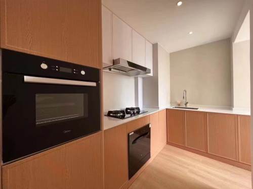 Housing image — Kitchen