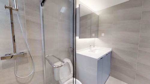 Housing image — Bathroom