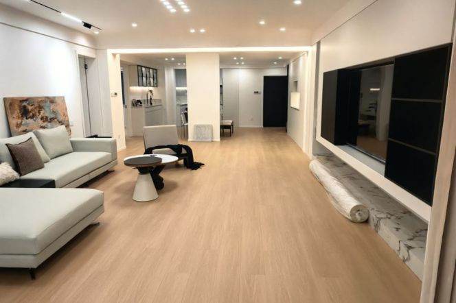Spacious 2BR Apartment near Xujiahui Park (L7/L9)