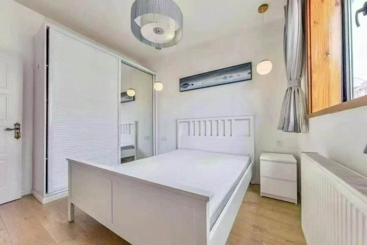 Housing image — Bedroom