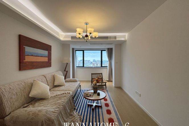 High-Floor Spacious 1BR Apartment in Old Xuhui (L9/L12)