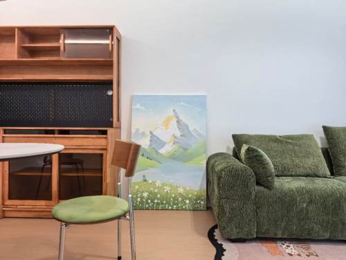 Housing image — Living Room