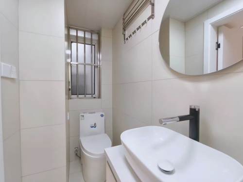 Housing image — Bathroom