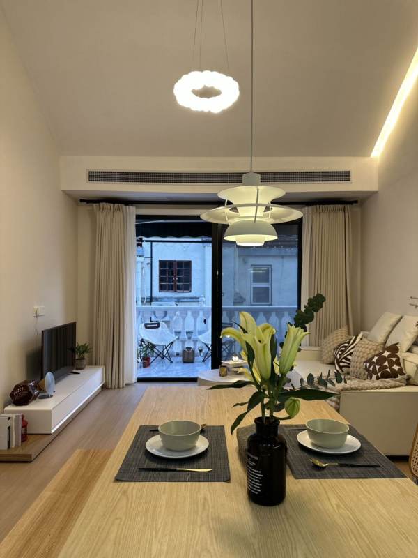Housing image — Living Room