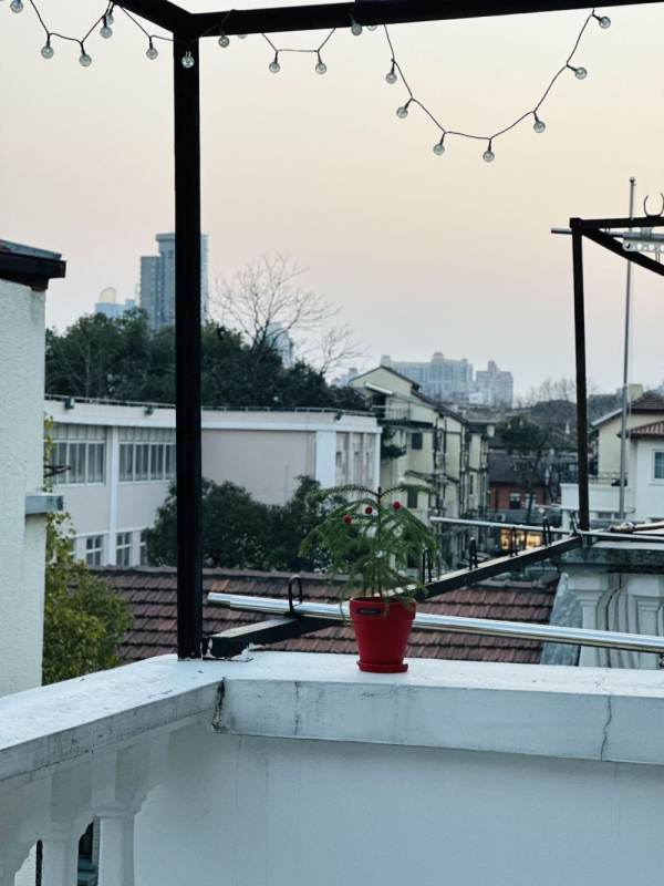 Housing image — View