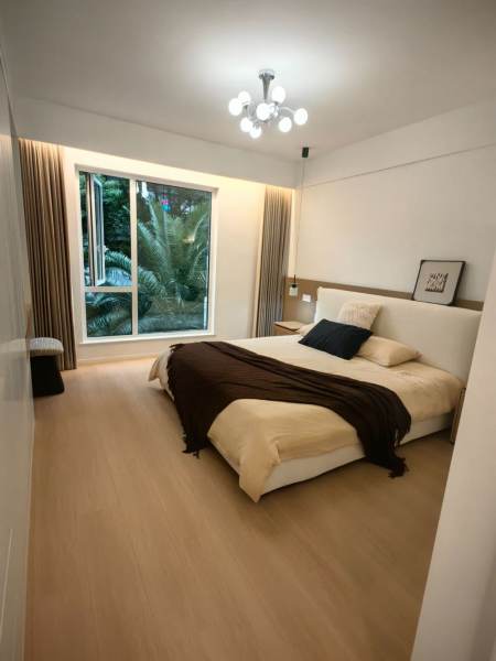 Housing image — Bedroom