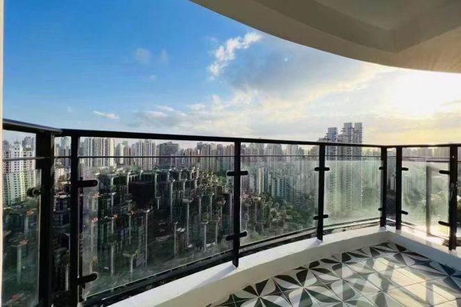 High-Floor 3BR Apartment at Brilliant City (L3/L4)