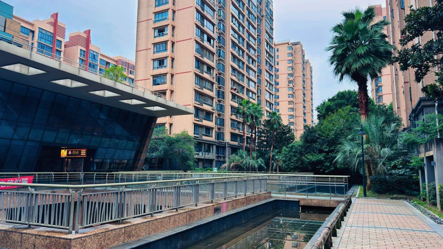 Housing image — Compound