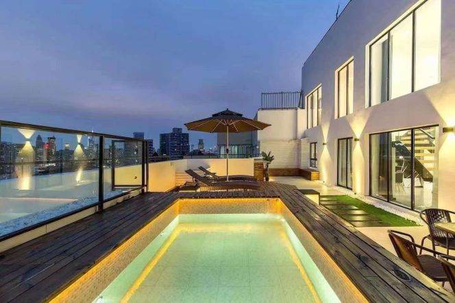 High-Floor Spacious 3BR Apartment in Laoximen with Outstanding View (L8/L9)