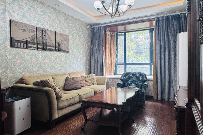 2BR Apartment in Gubei (L2)