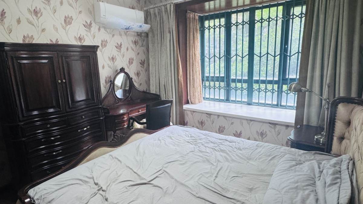 Housing image — Bedroom