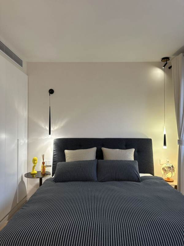 Housing image — Bedroom
