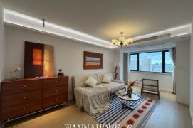 High-Floor Spacious 1BR Apartment in Old Xuhui (L9/L12)