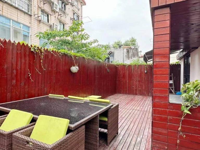 Housing image — Terrace