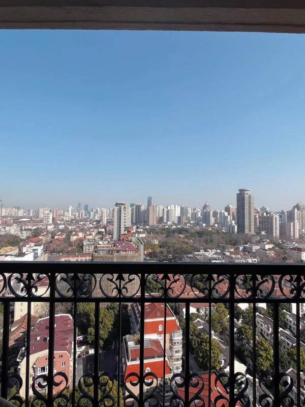 Housing image — View