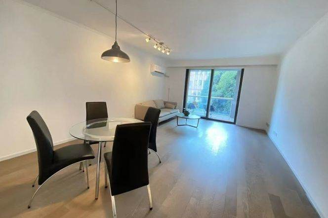 2BR Apartment in Old Xuhui (L10)