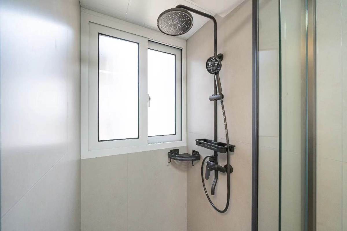 Housing image — Bathroom
