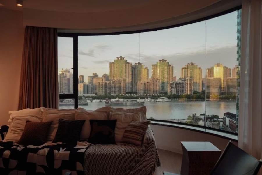 Housing image — Living Room