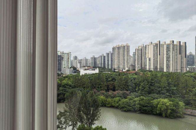3BR Apartment at Brilliant City with Floor-to-Ceiling Windows (L3/L4)