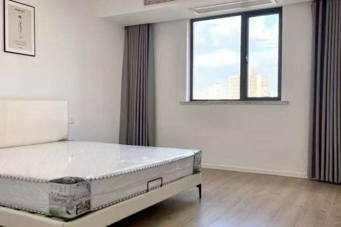 High-Floor 3BR Apartment at Sanhe Garden