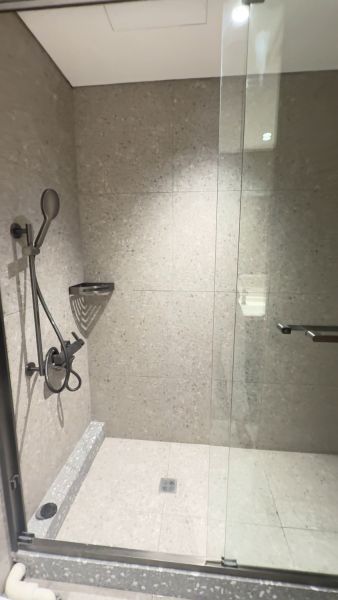 Housing image — Bathroom