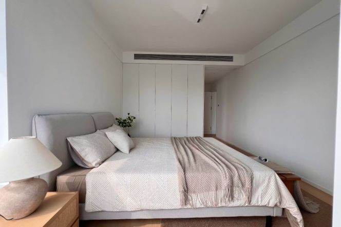 3BR Apartment in Gubei (L2)