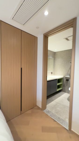 Housing image — Bathroom