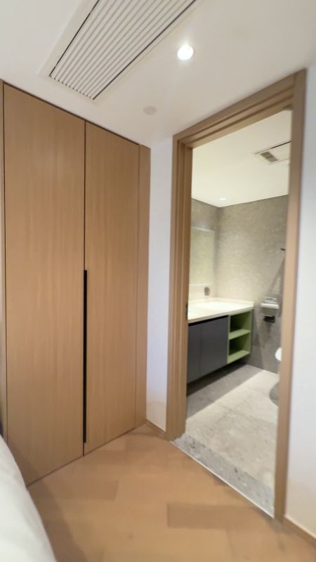 Housing image — Bathroom