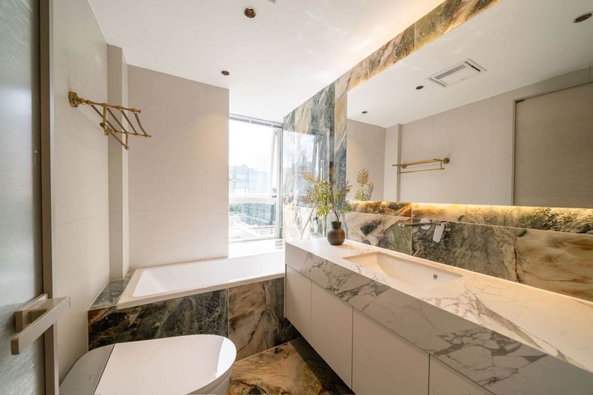 Housing image — Bathroom