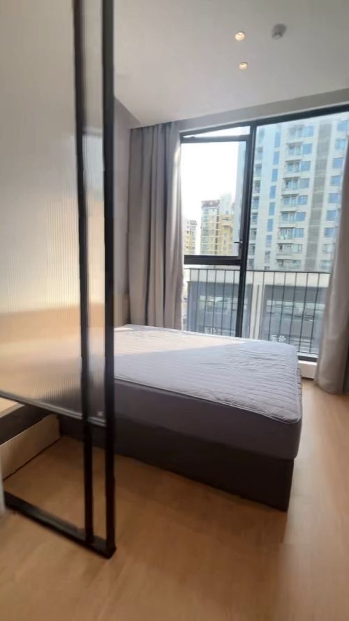 Housing image — Bedroom