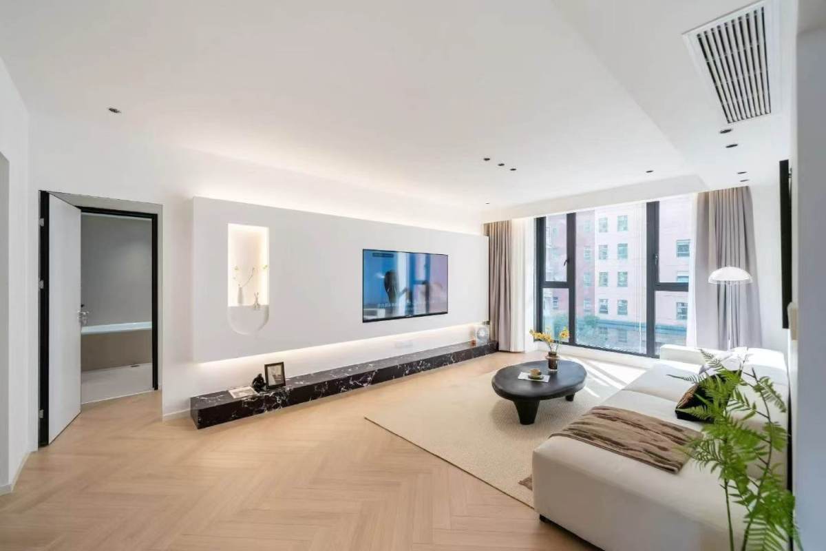 Housing image — Living Room