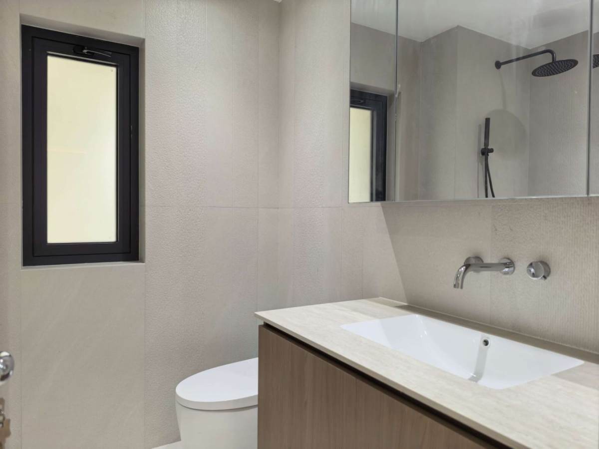 Housing image — Bathroom