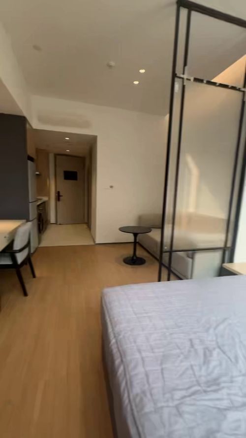Housing image — Bedroom