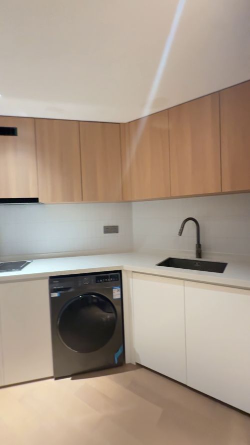 Housing image — Kitchen
