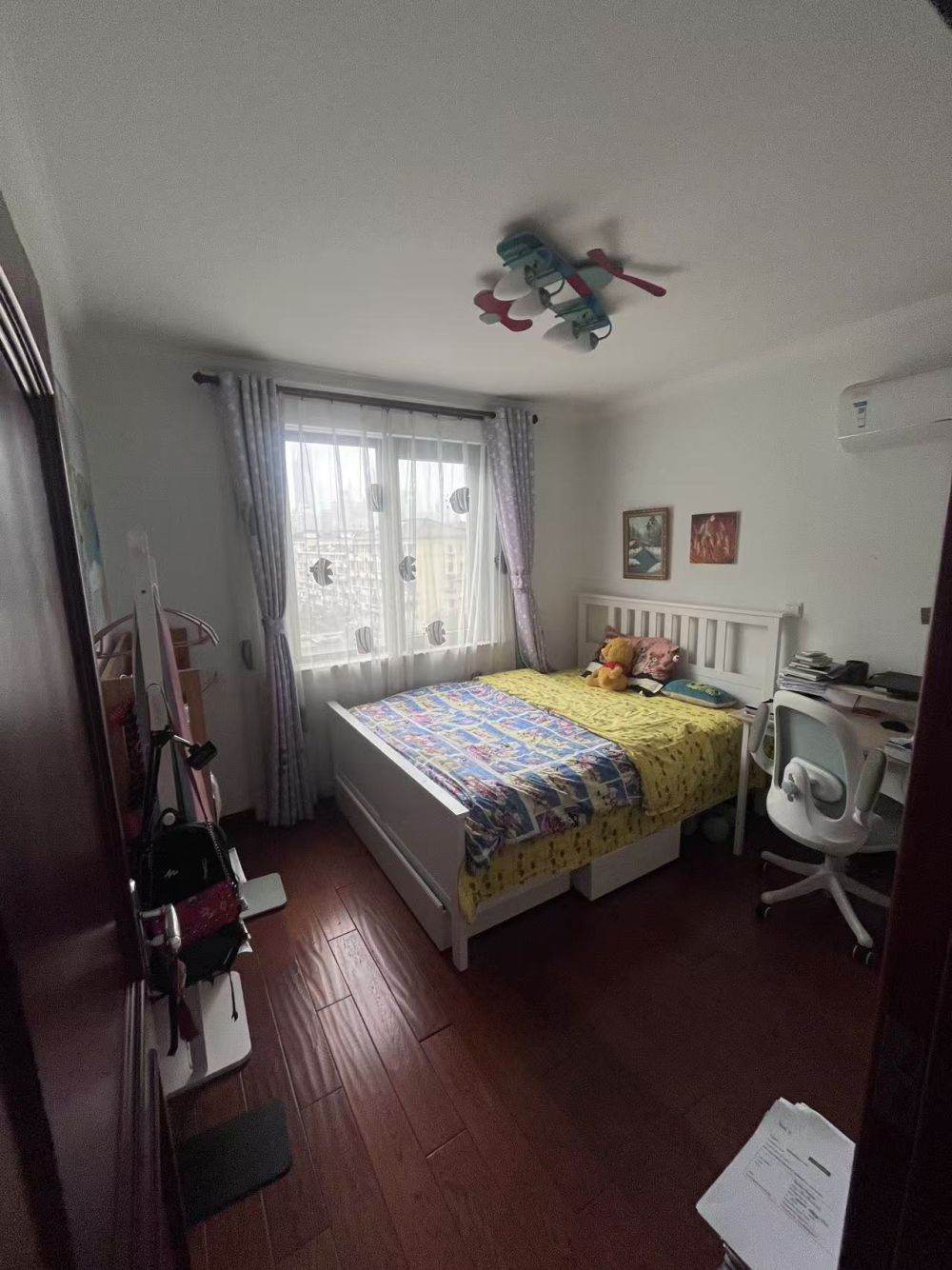 Housing image — Bedroom